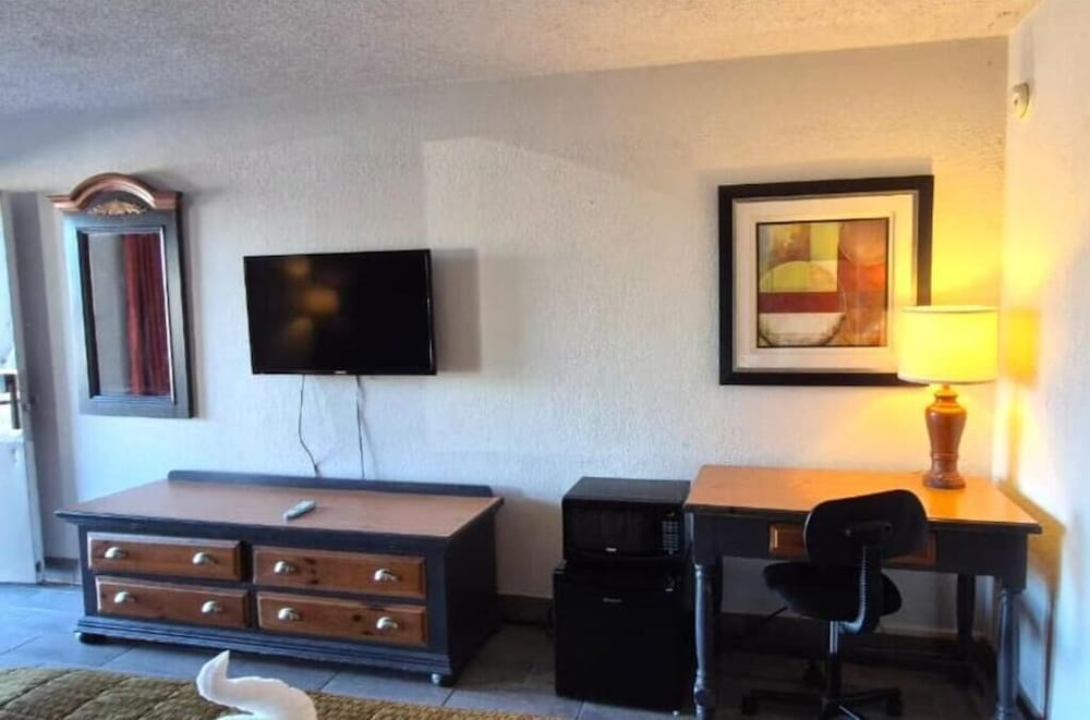 Suite Dreams Motel Mattoon I 57 55/58