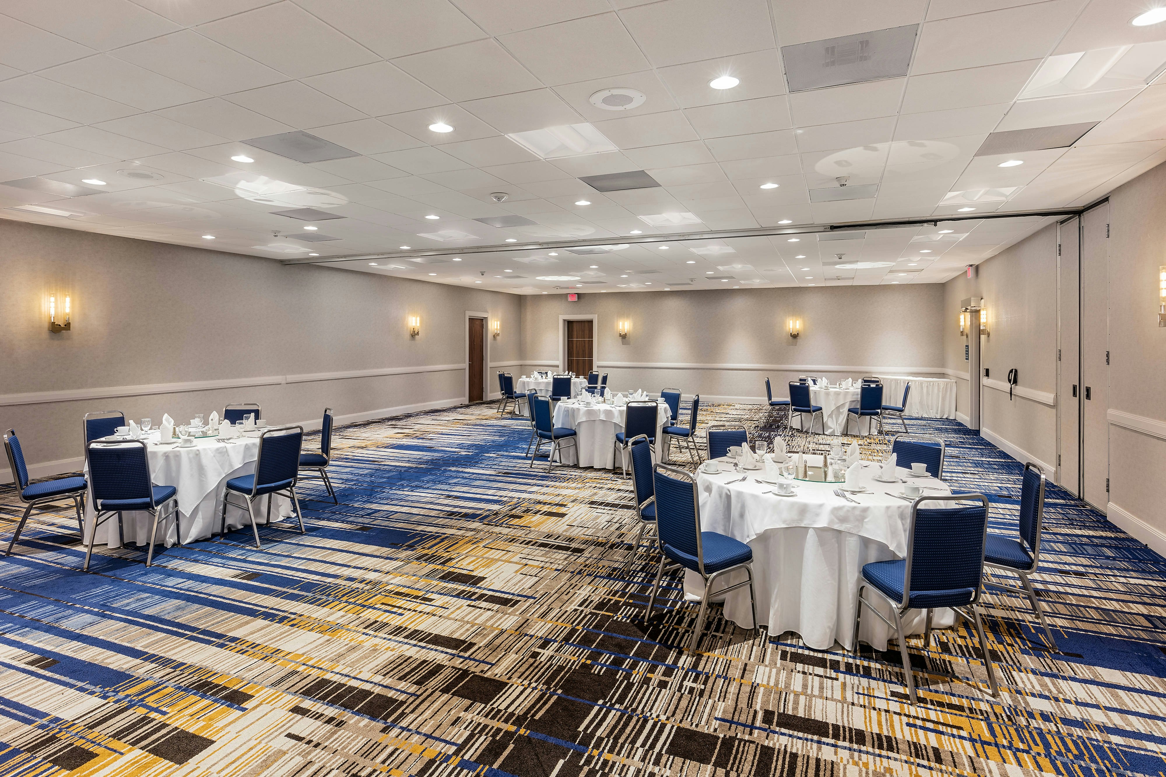 Four Points by Sheraton Los Angeles Westside 17/23