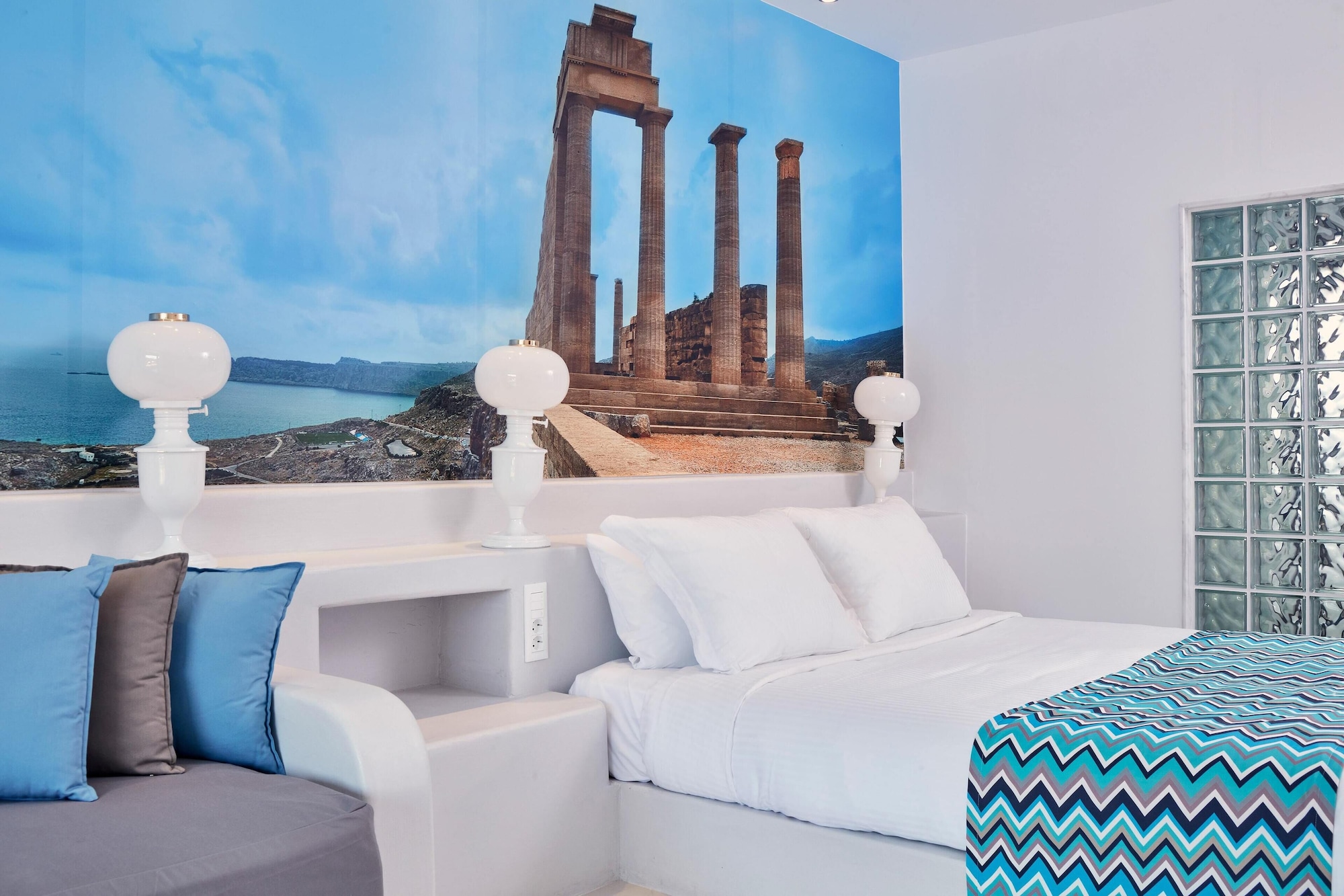 Room, Double Bed, Inland View, Shared Pool, Sofa