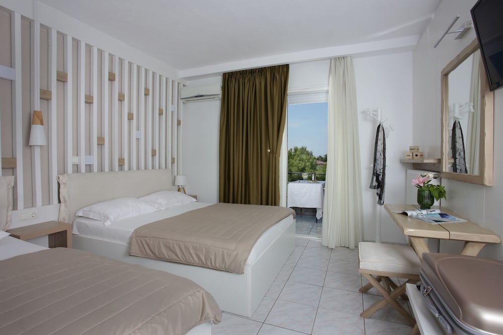 Studios Anny Elegant Studios 17/74