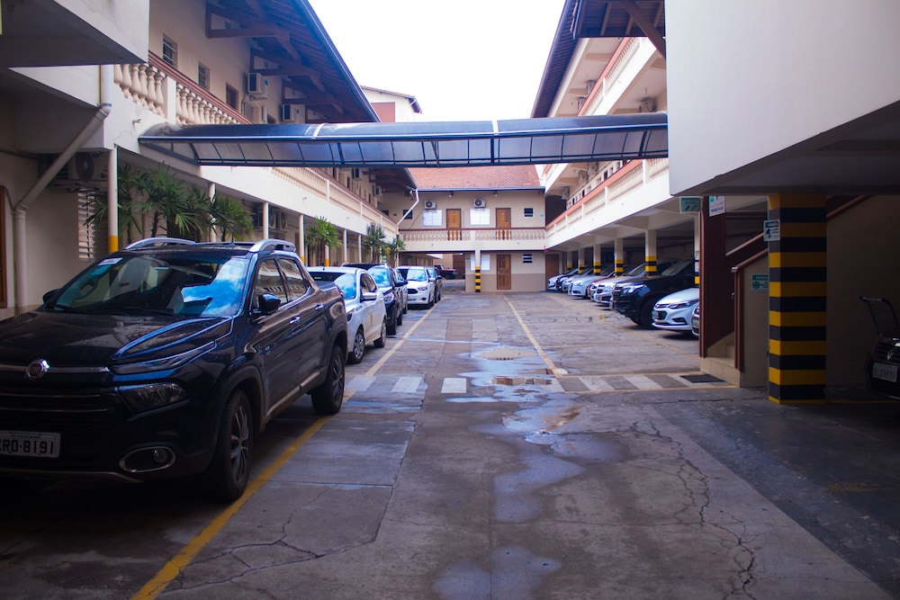 Hotel Garrafao Boituva 30/36