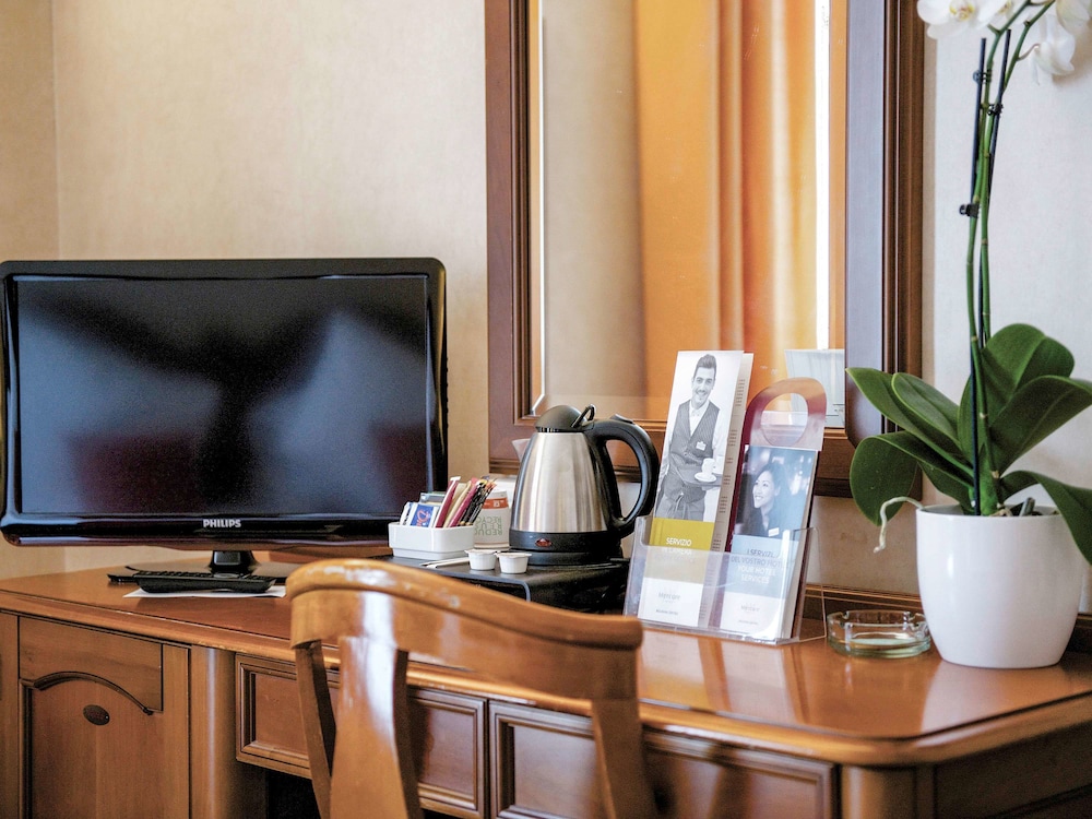 MERCURE BOLOGNA CENTRO 58/72