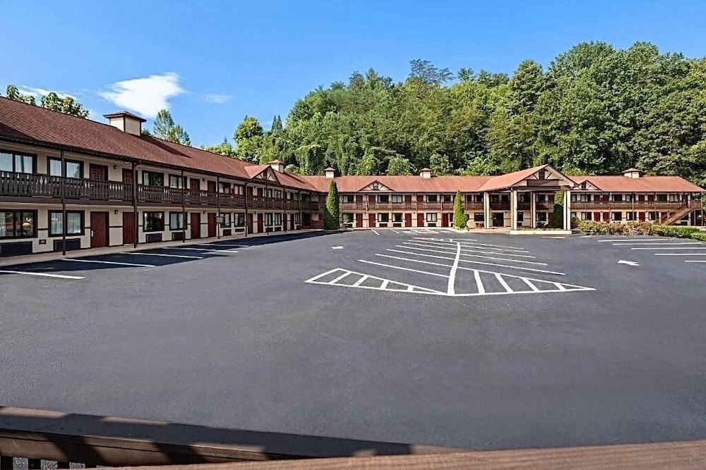 Quality Inn Helen, GA 53/64