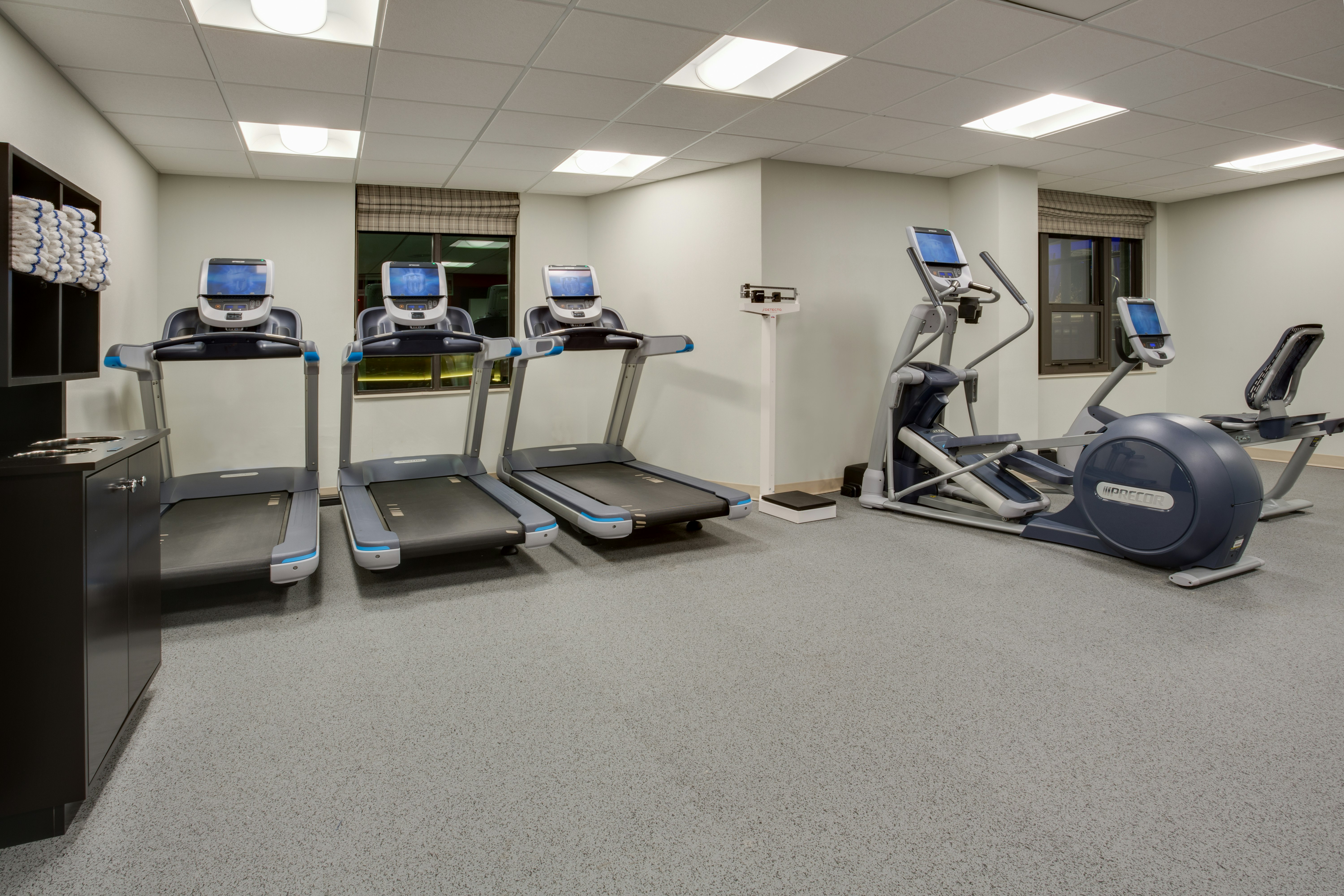 Homewood Suites by Hilton Savannah Historic District/Riverfront 12/40