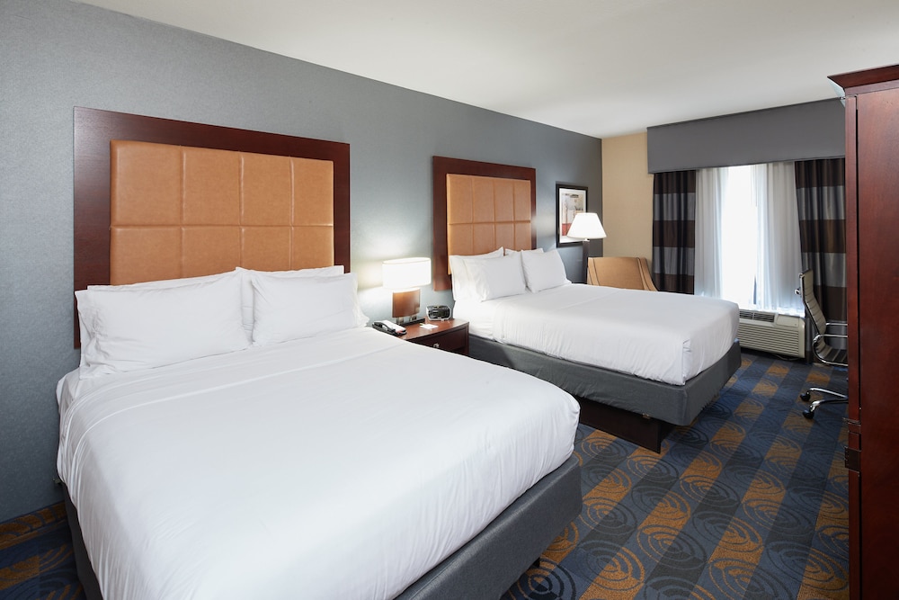 Holiday Inn Hotel Suites Stockbridge Atlanta I 75 15/50
