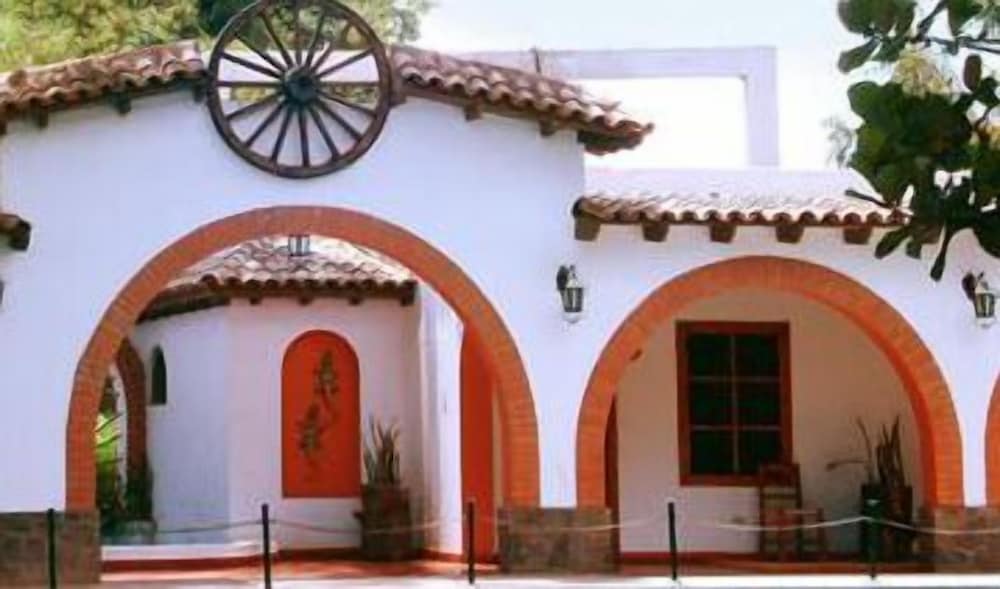 Hacienda Majoro Boutique Resort 1/50