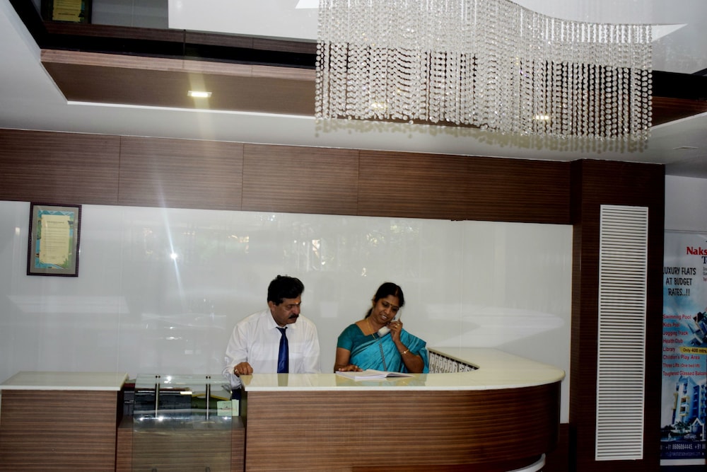 NAKSHATRA EMERALD INN GURUVAYUR 3/41