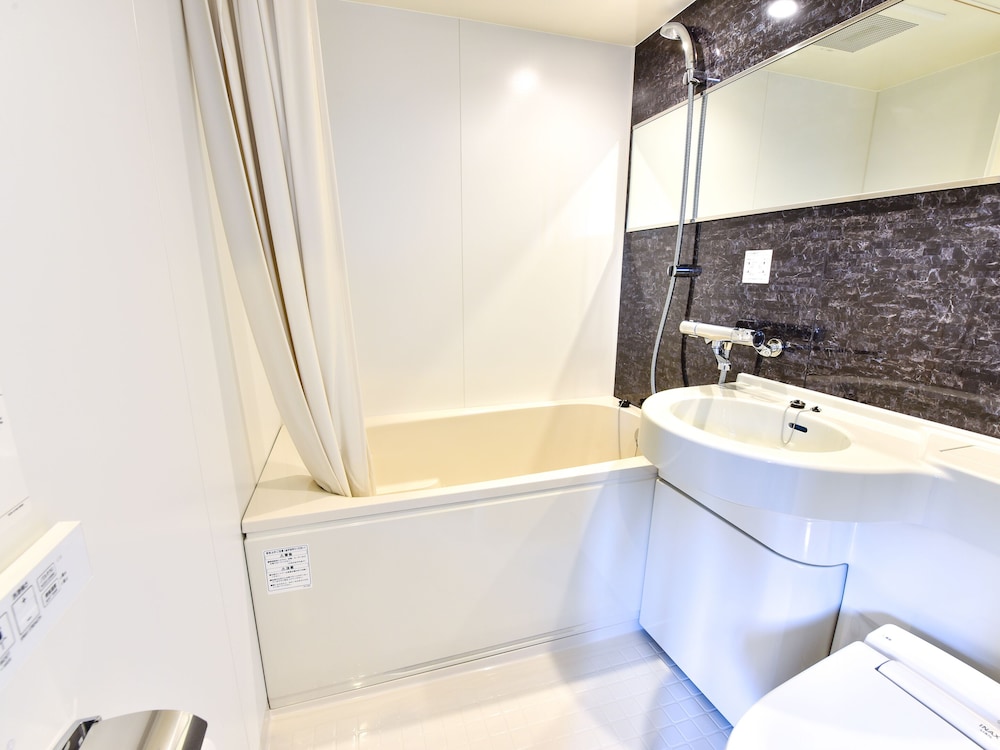 Hotel Livemax Fukuoka Tenjin West 24/25