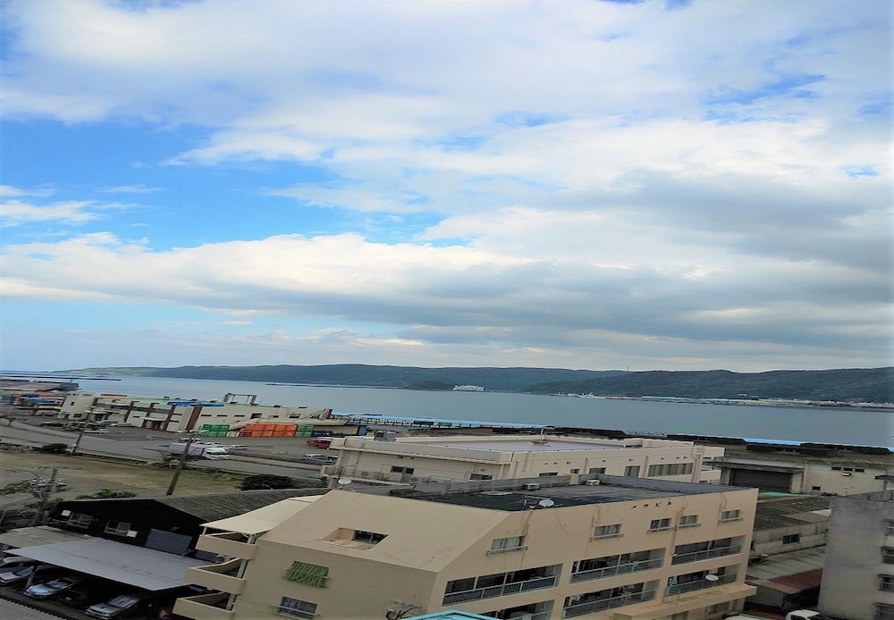 Amami Port Tower Hotel 44/48
