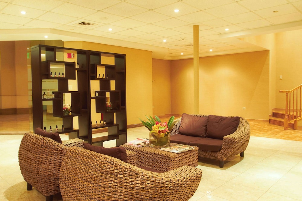 Hyatt Regency Guam 56/81