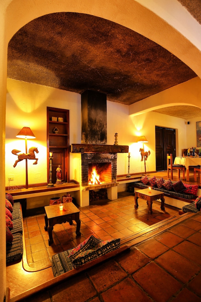 VILLA SANTA CATARINA 32/48