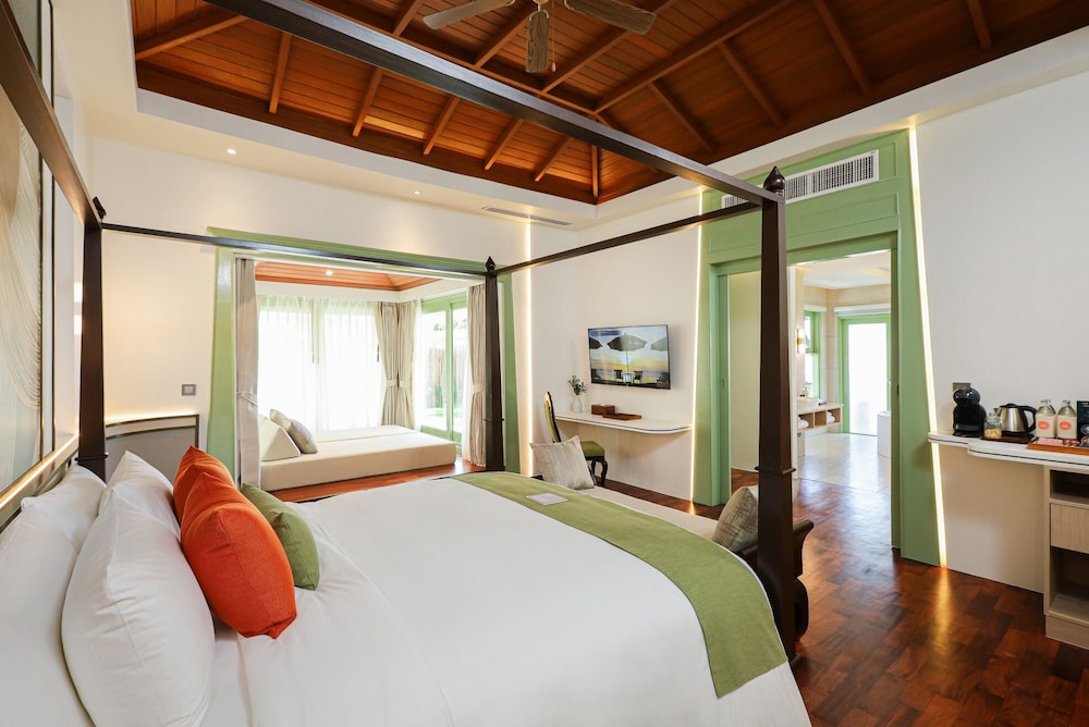 La Solaya Khao Lak 23/75