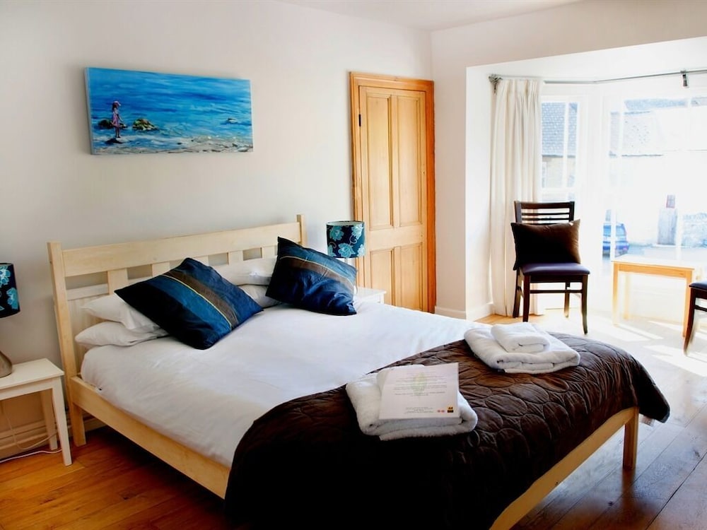 Wild Garlic Restaurant Rooms 6/37