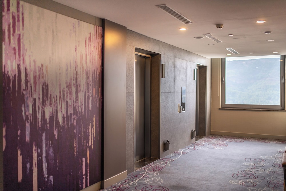 Doubletree By Hilton Eskisehir Turkey 34/51