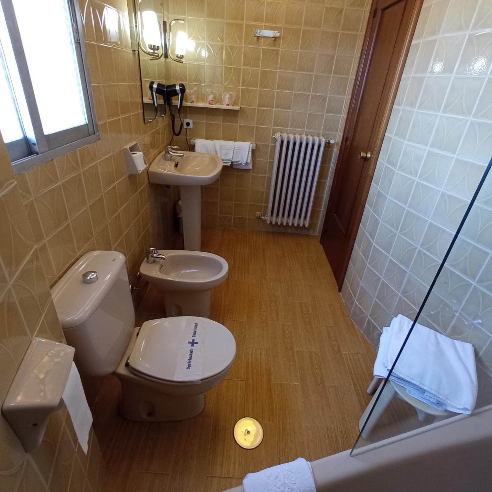 غرفة بسريرين منفصلين، Hotel ELE Acueducto 7/9