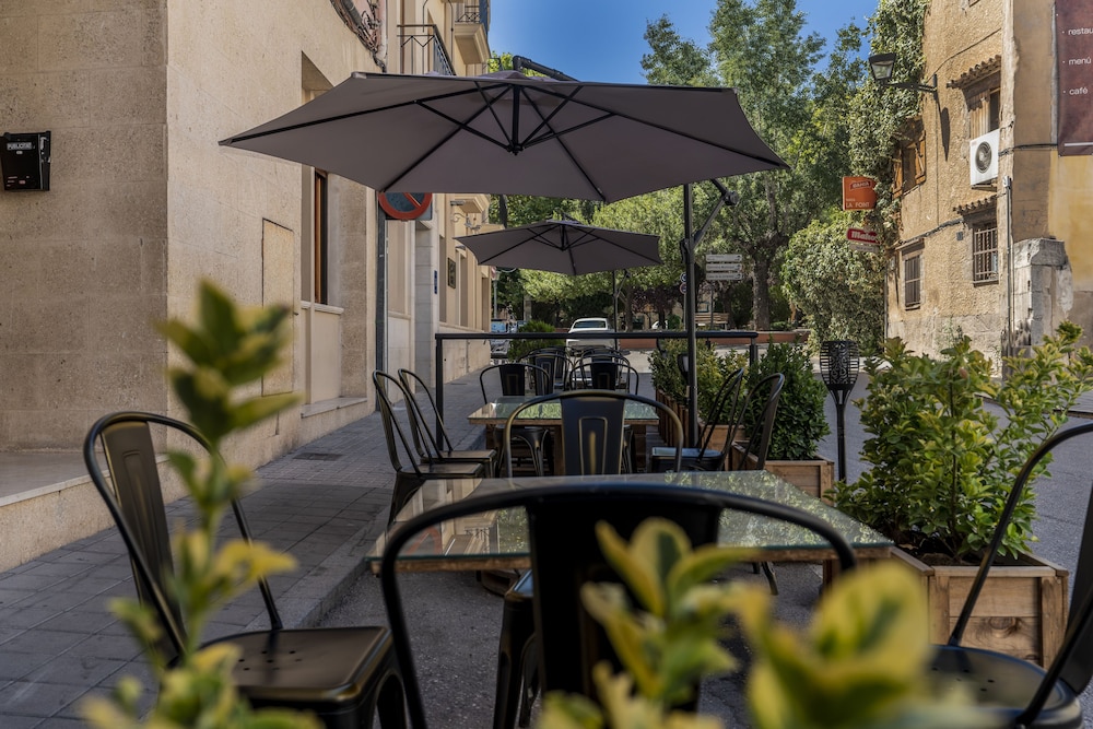 HOTEL ANNA 26/31