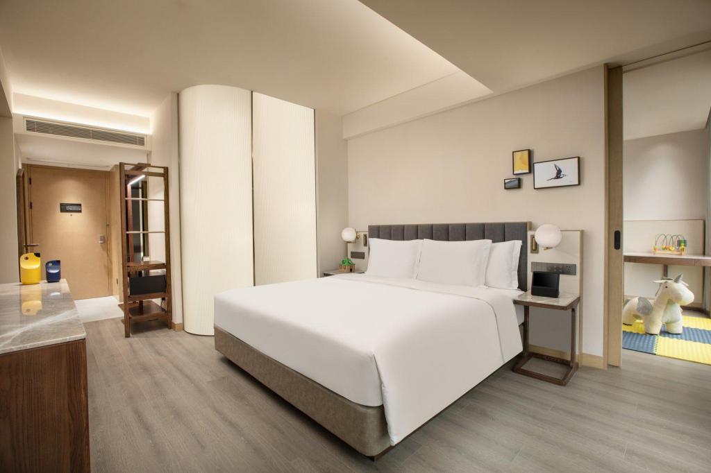 Kids Theme, Grand, King Bed