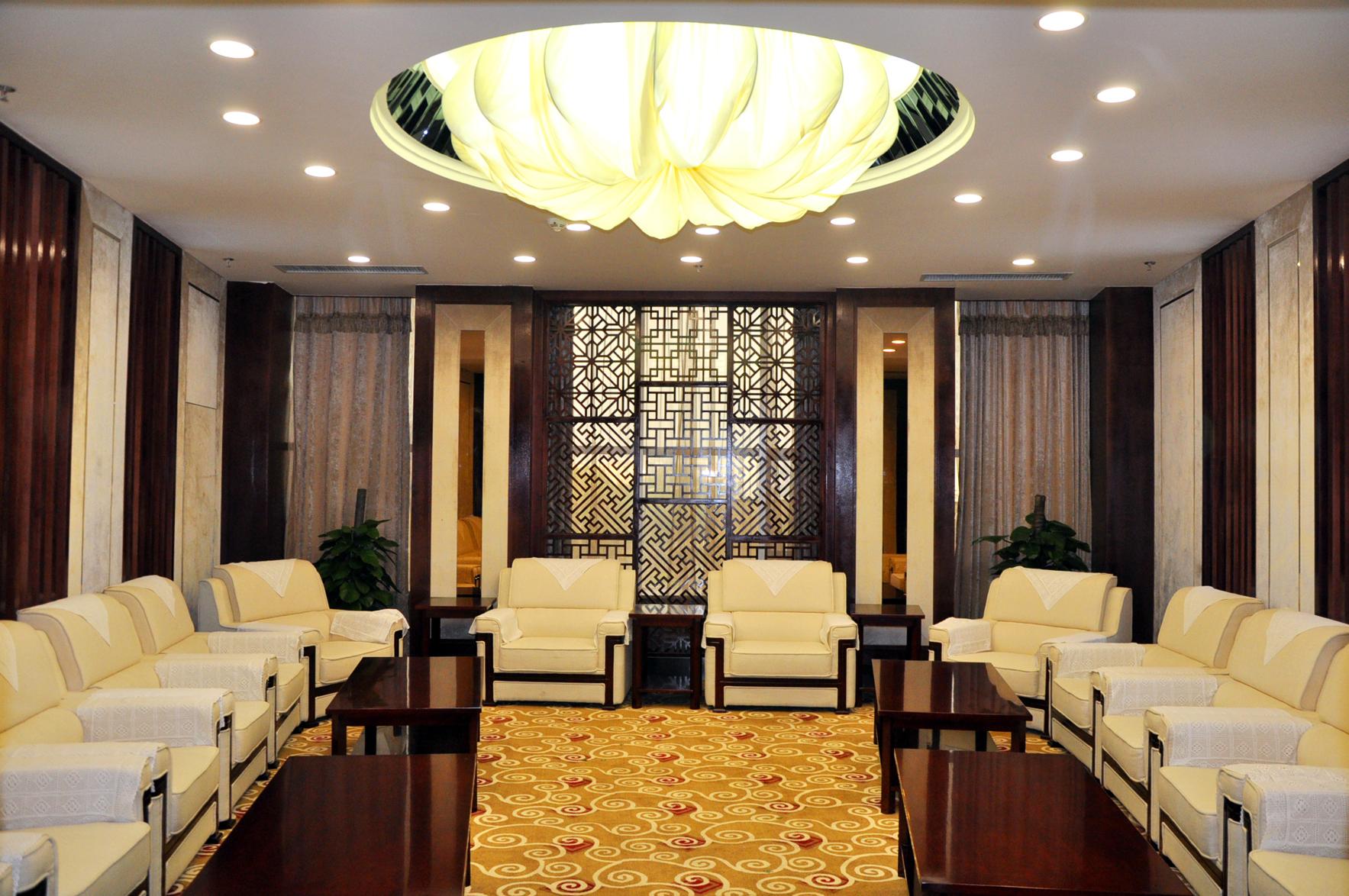 Yangling International Conference & Exhibition Center Hotel 20/27