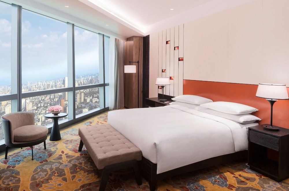 Family Suite, Deluxe, King Bed, Sofa