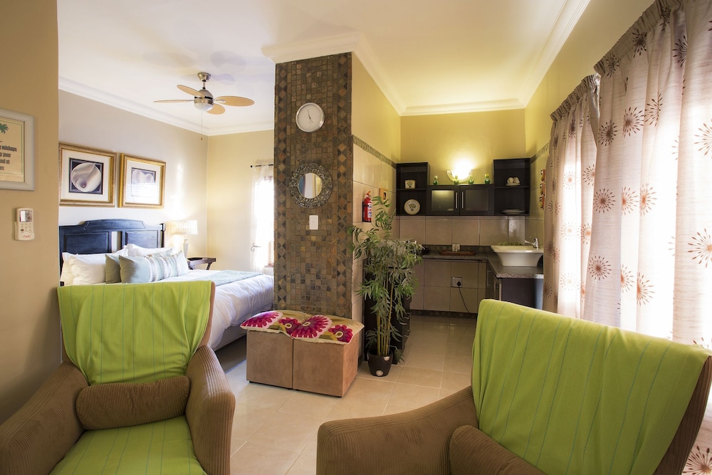 The Royal Palm Bed and Breakfast 20/36