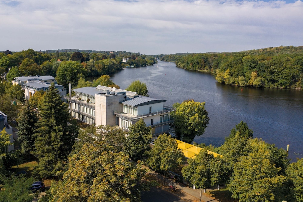 Seminaris Avendi Hotel Potsdam 68/76