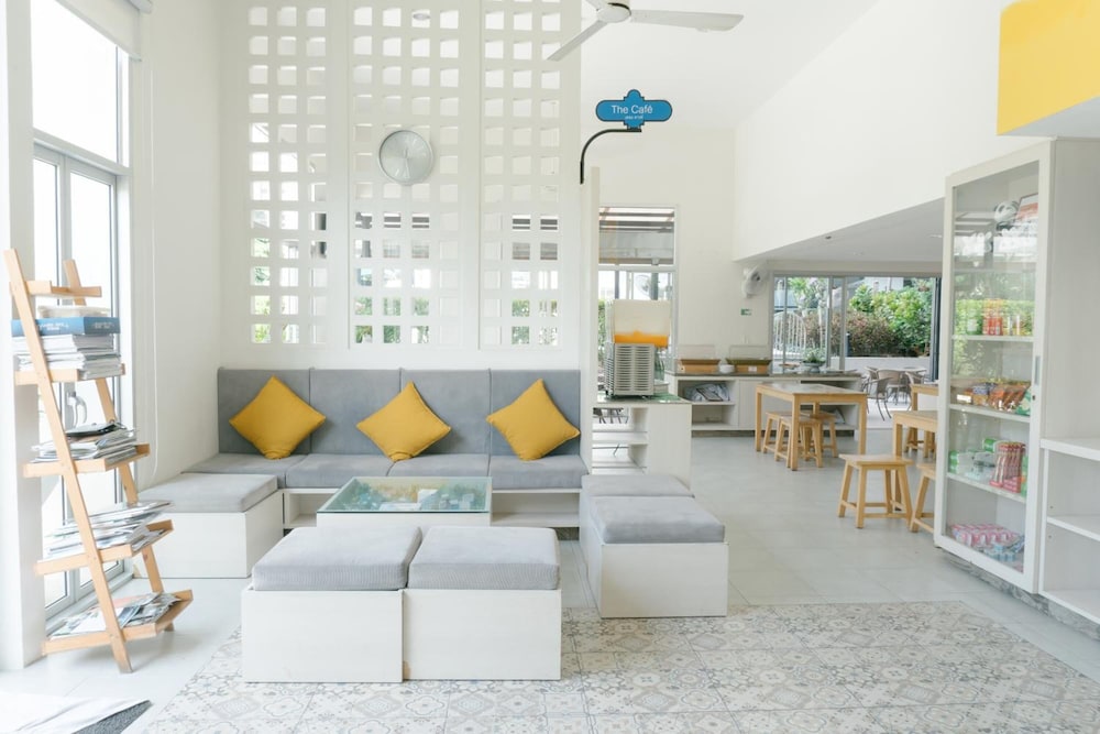 Recenta Suite Phuket Suanluang 28/50