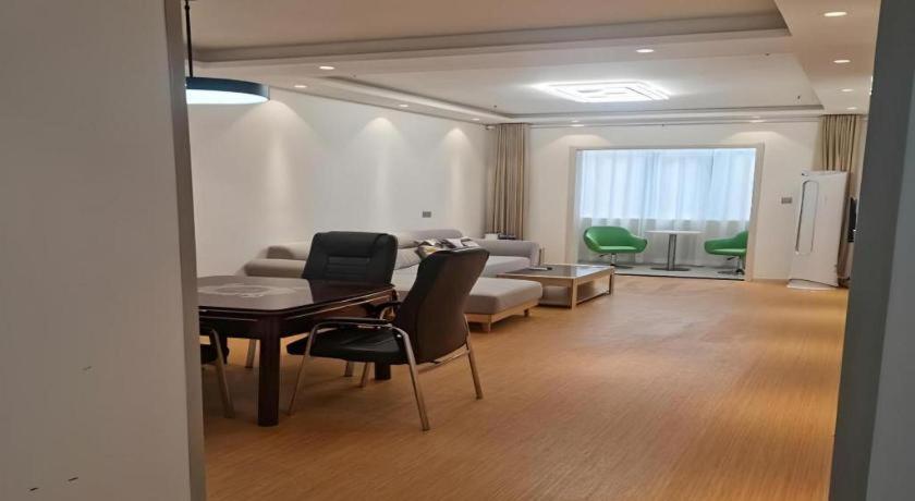 GreenTree Inn Tongchuan Yaozhou District New District Hospital Business Hotel 35/42
