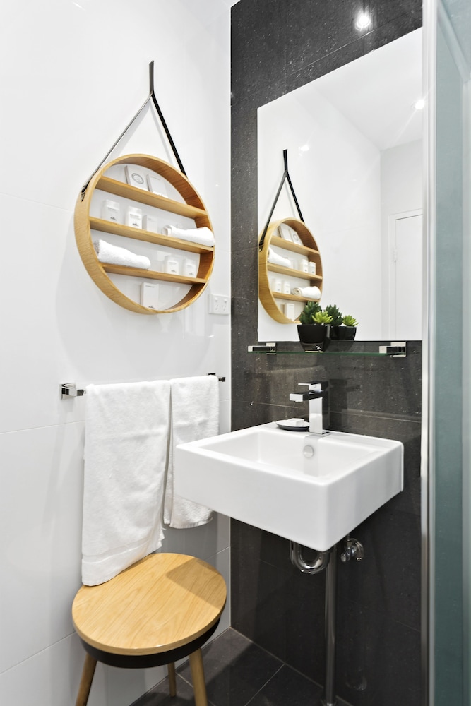 North Adelaide Boutique Stayz Accommodation 48/57