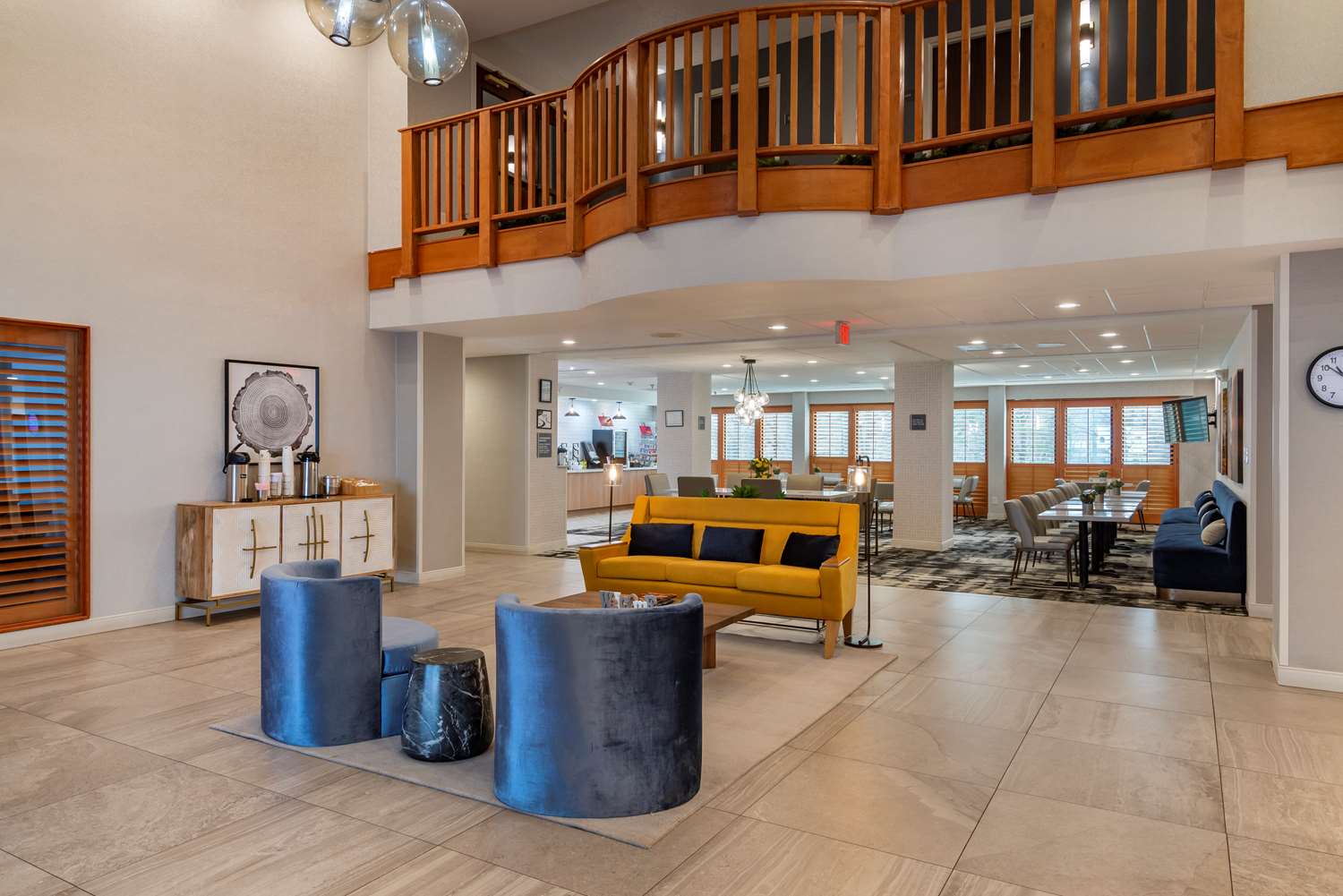 Best Western Plus Dalton Inn 21/38