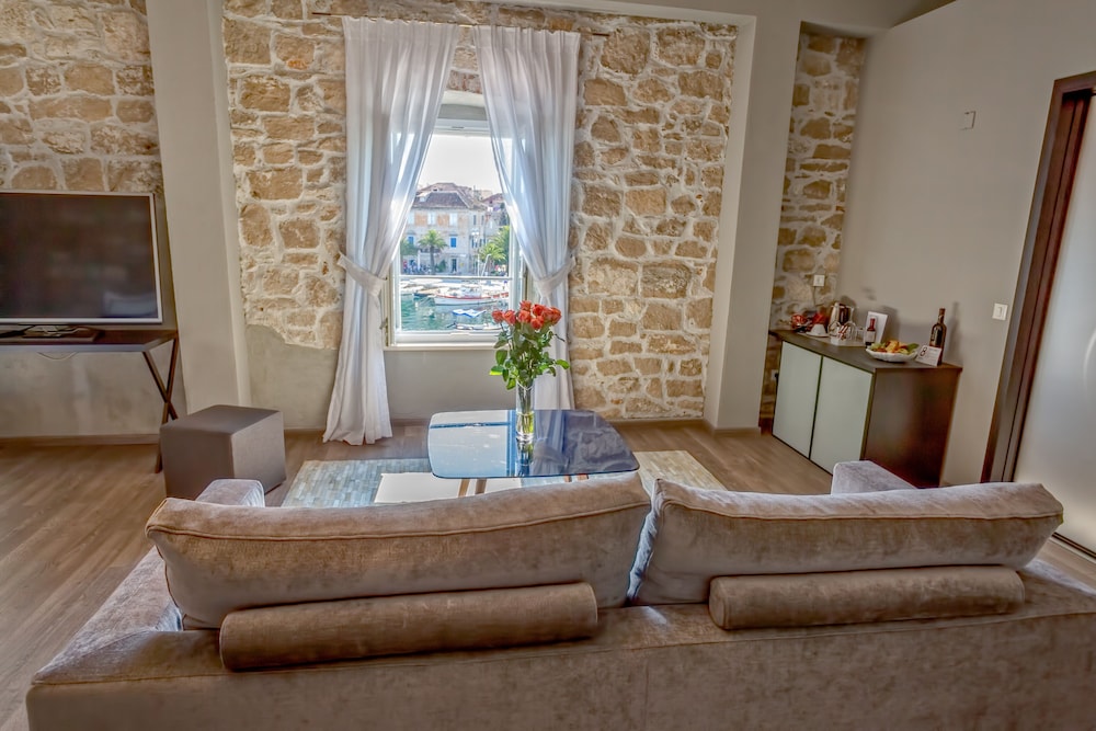 Hotel Osam 29/50
