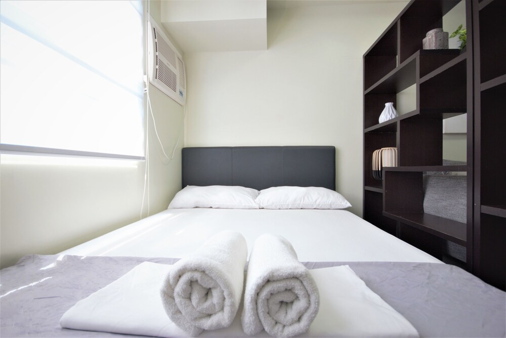 Ecj Cozy Studio Units At Horizons 101 35/50