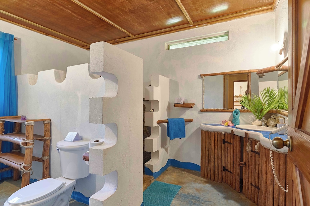 Chalet Tropical Village B&amp;B 73/74