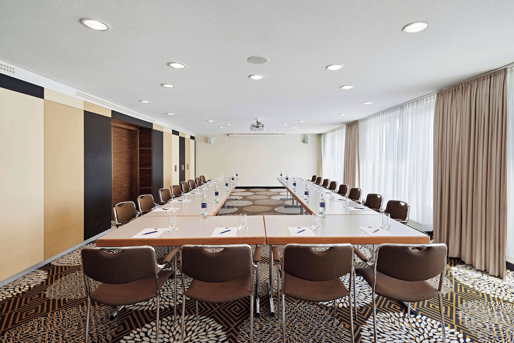 Dorint Hotel Esplanade Jena 54/58