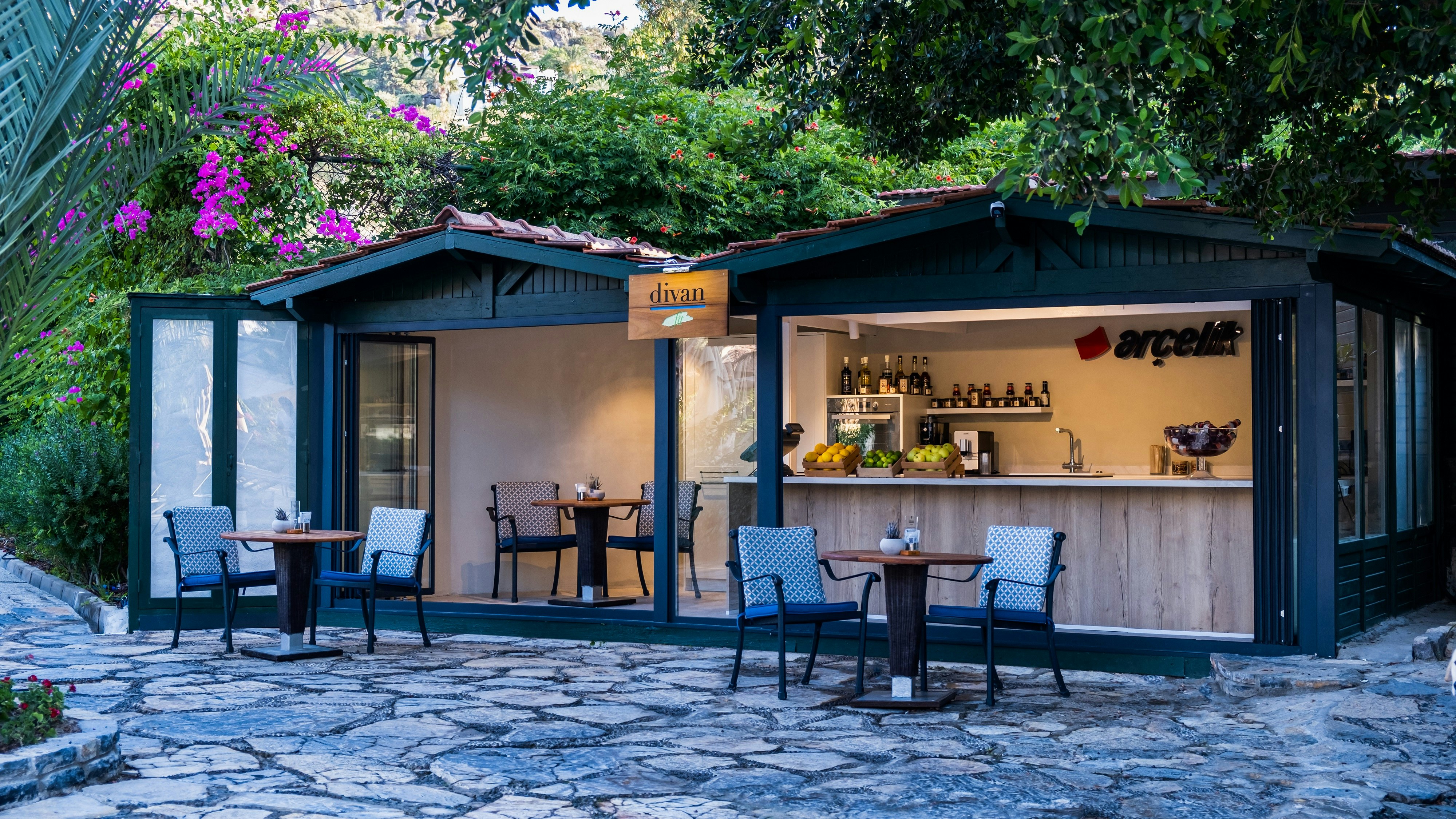 Divan Bodrum 8/58