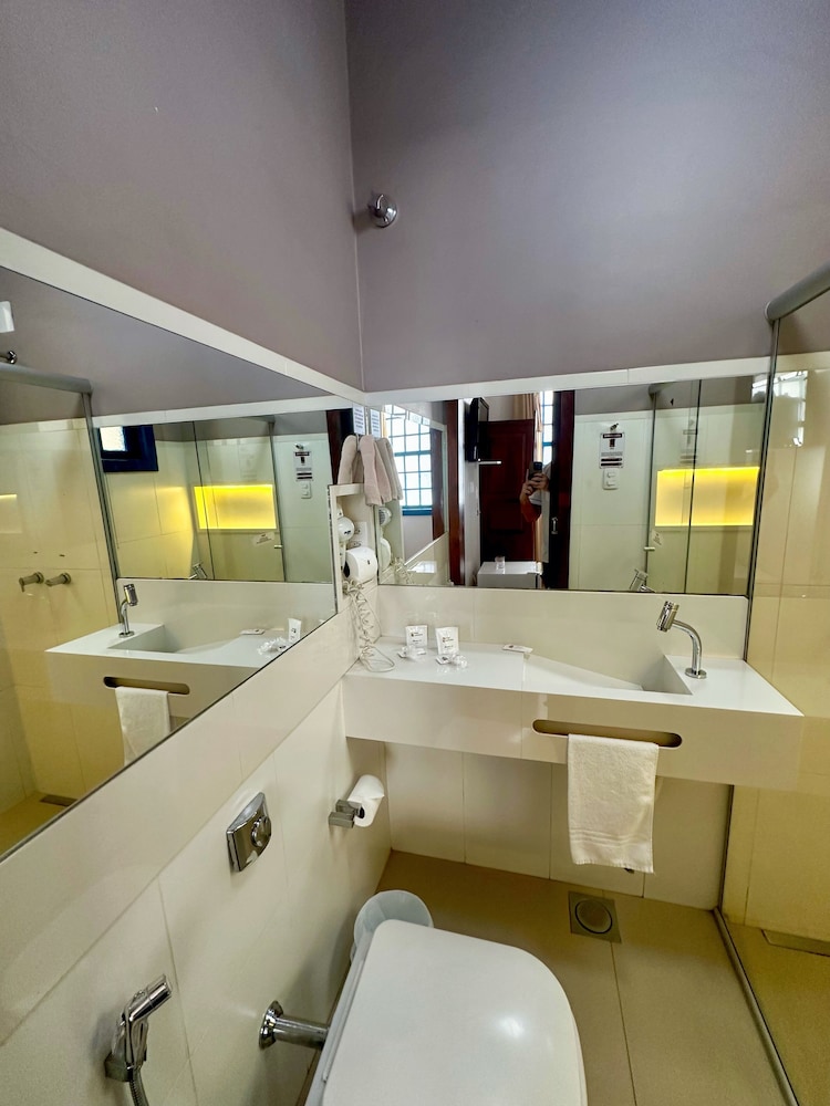 Hotel Lenheiros 60/61