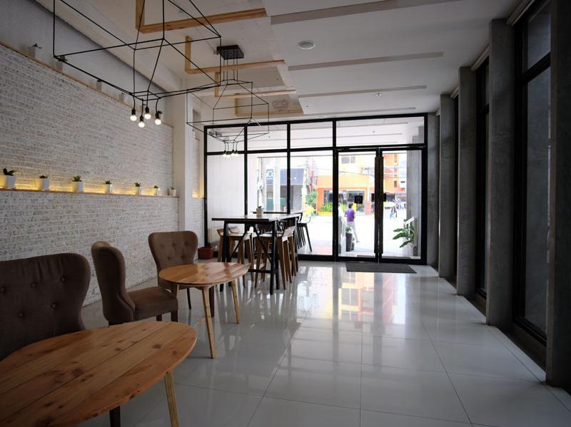 Cuarto Hotel 16/20