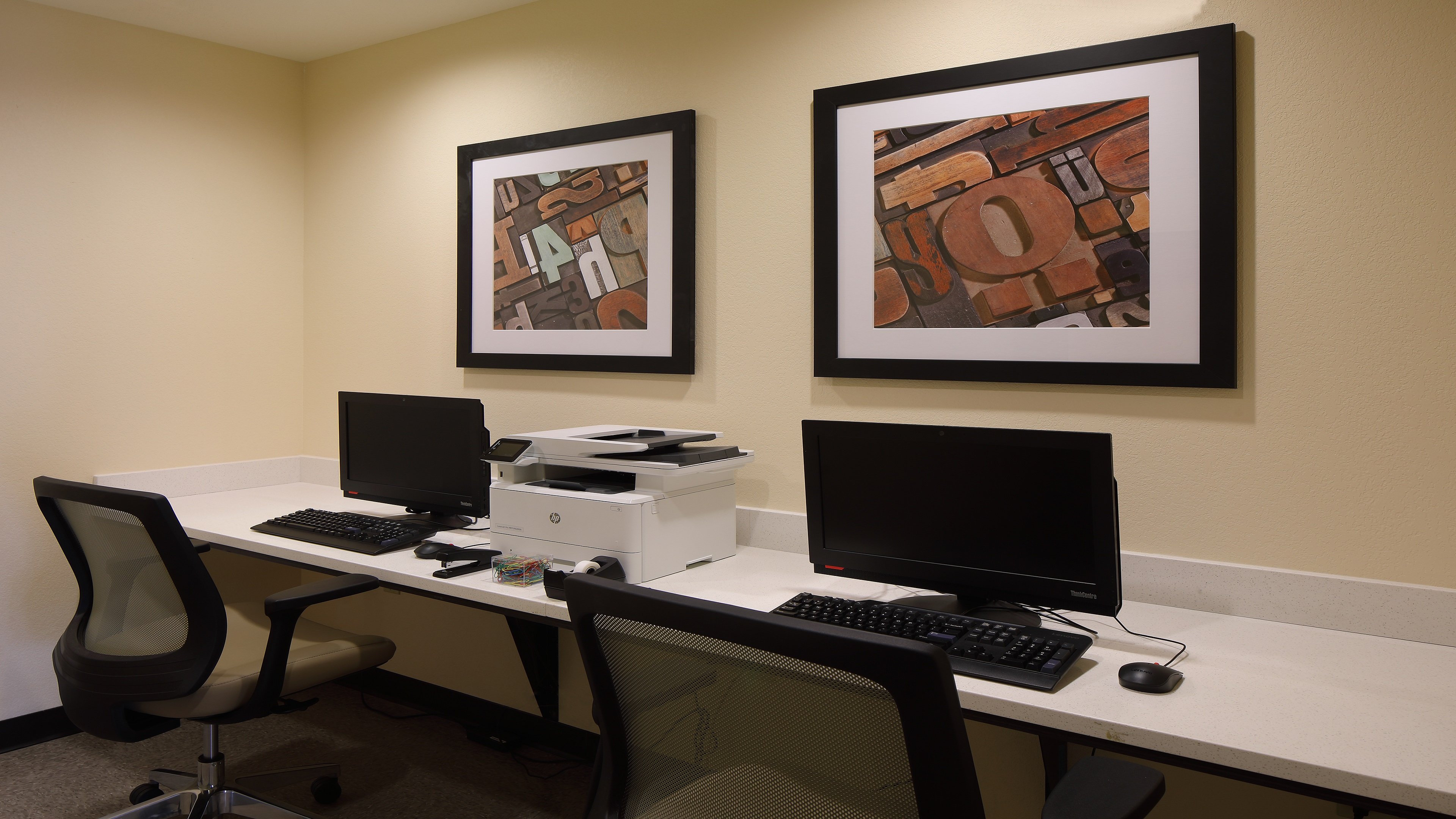 Candlewood Suites Newark South University Area 24/28