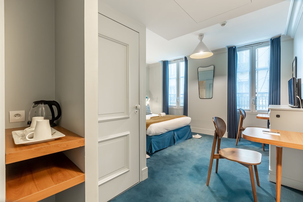 Hotel Celeste Batignolles Montmartre 26/26