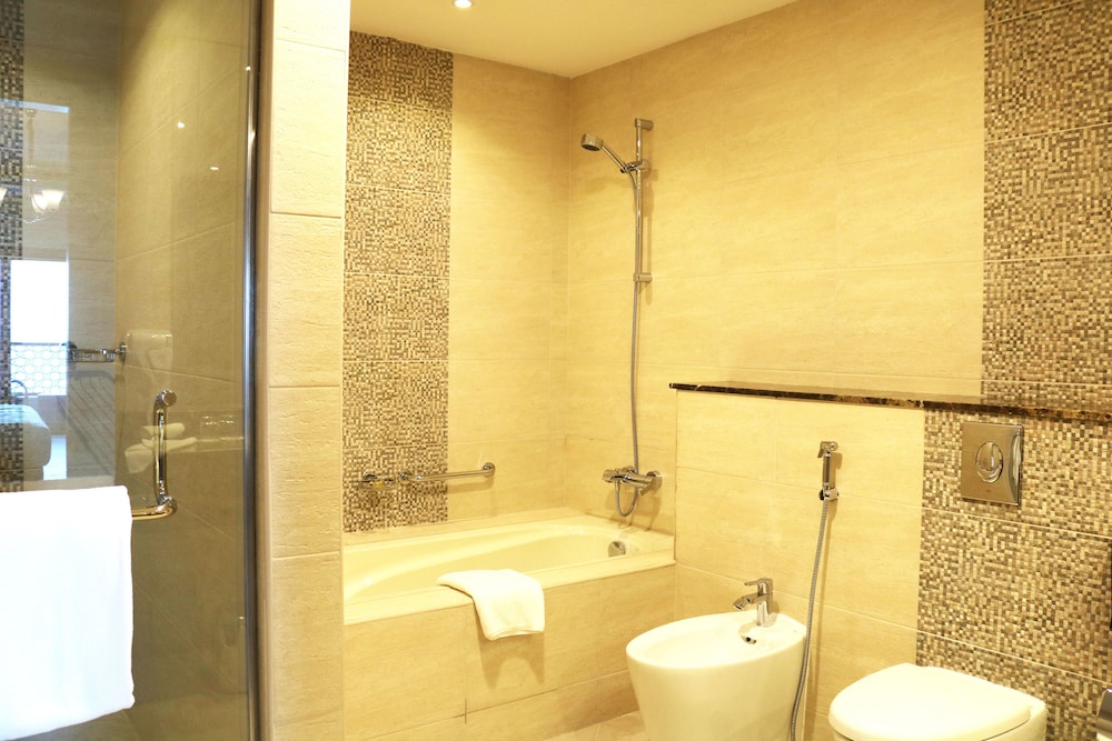 Al Bahar Hotel & Resort 48/50