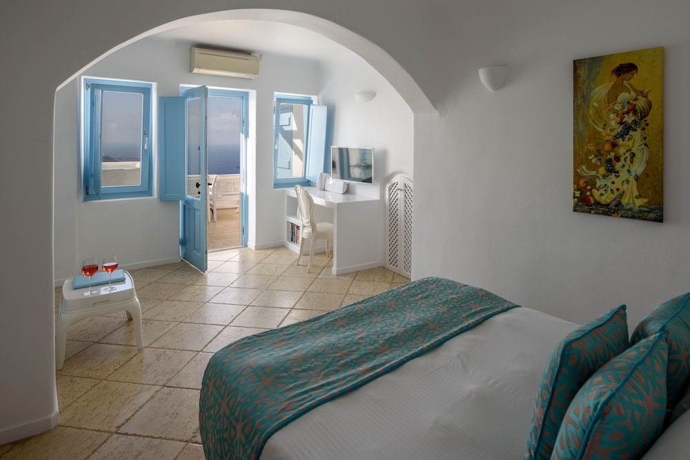 Hotel Above Blue Suites 42/80