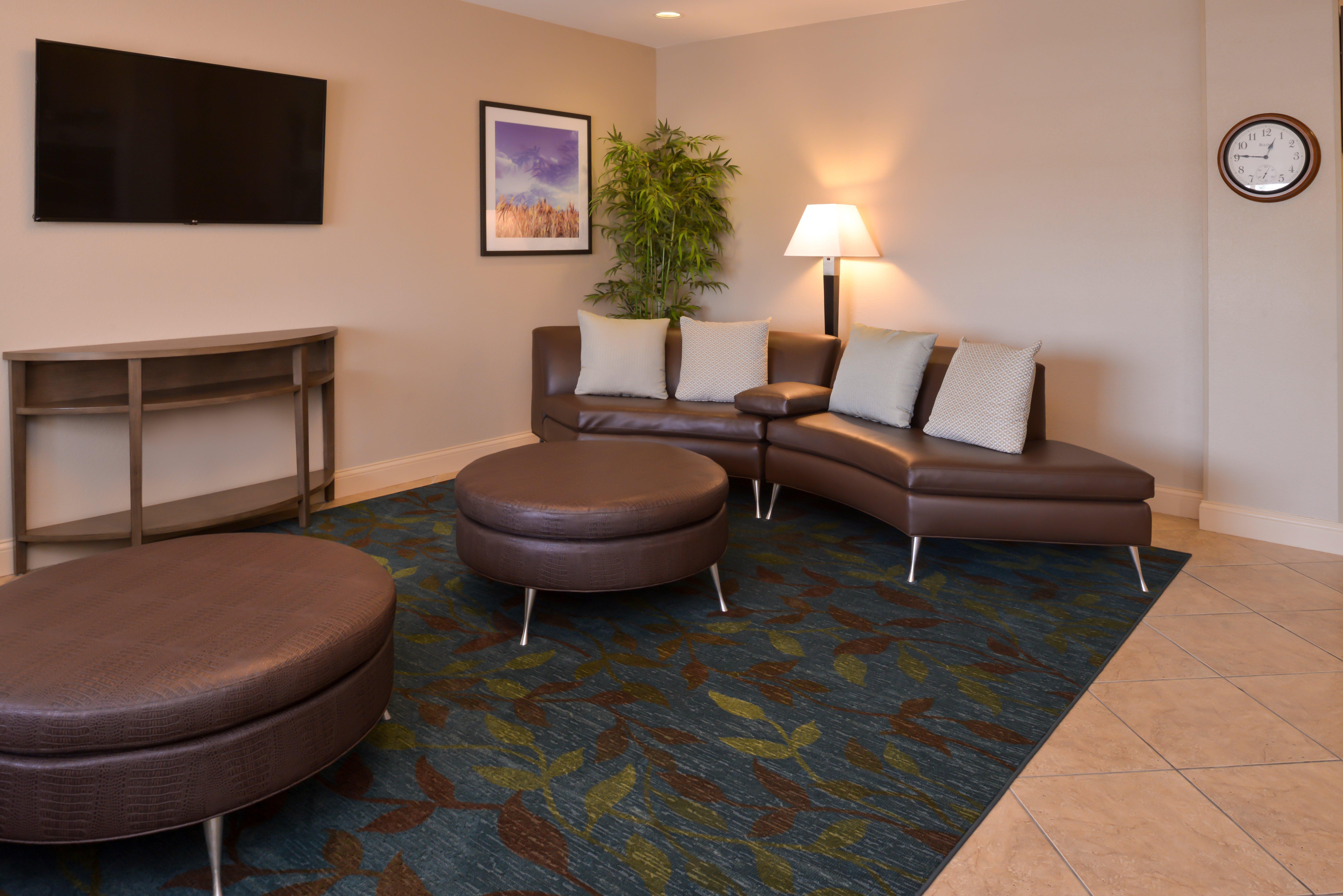Candlewood Suites Bloomington - Normal an IHG Hotel 14/31