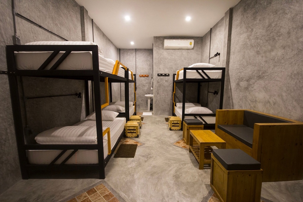 Sirah Hometel 16/18
