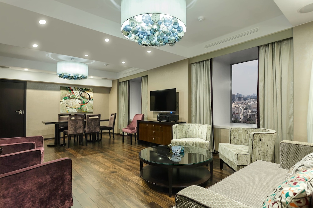 Sheraton Bucharest Hotel 38/48