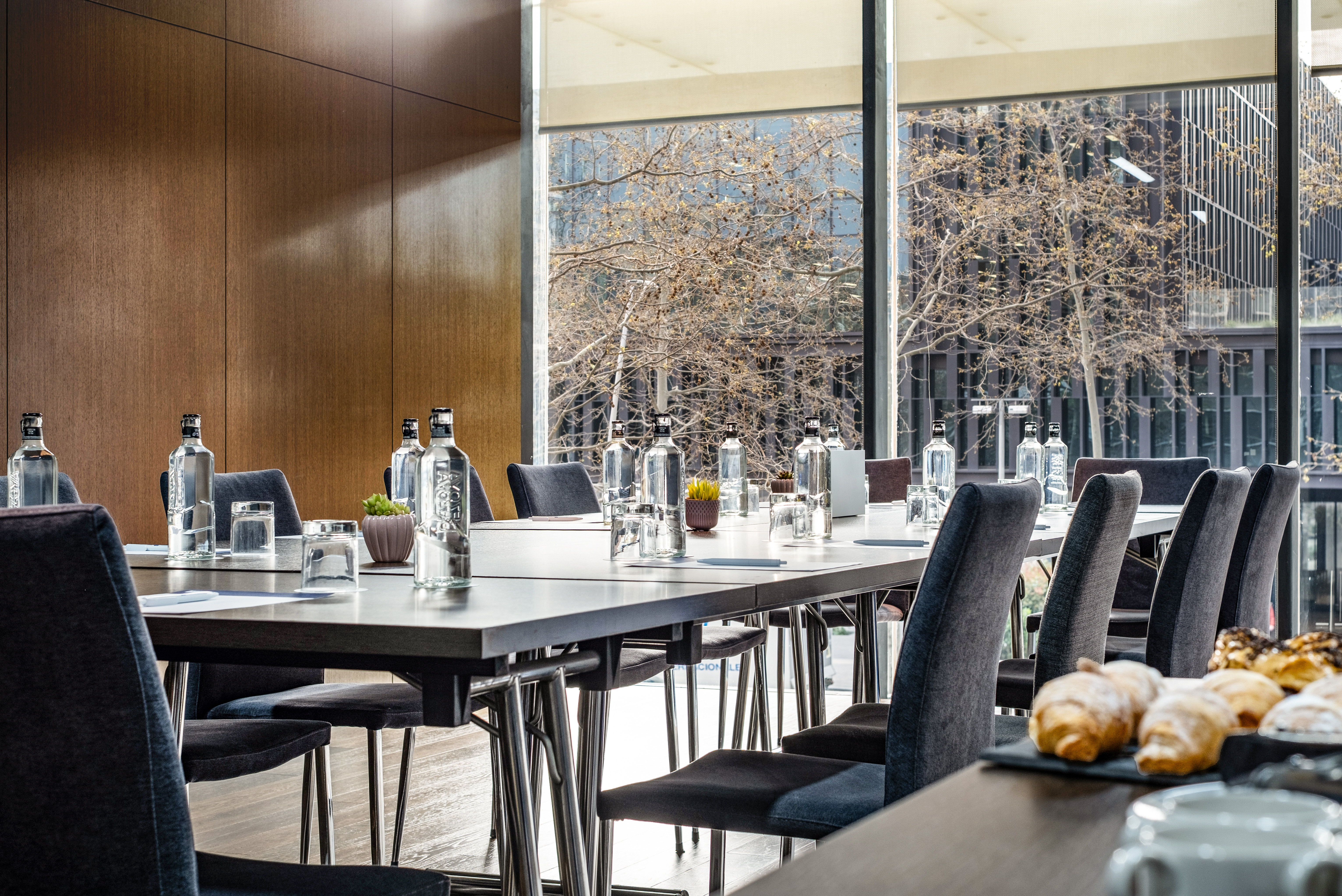 Holiday Inn Express Barcelona City 22at 54/72