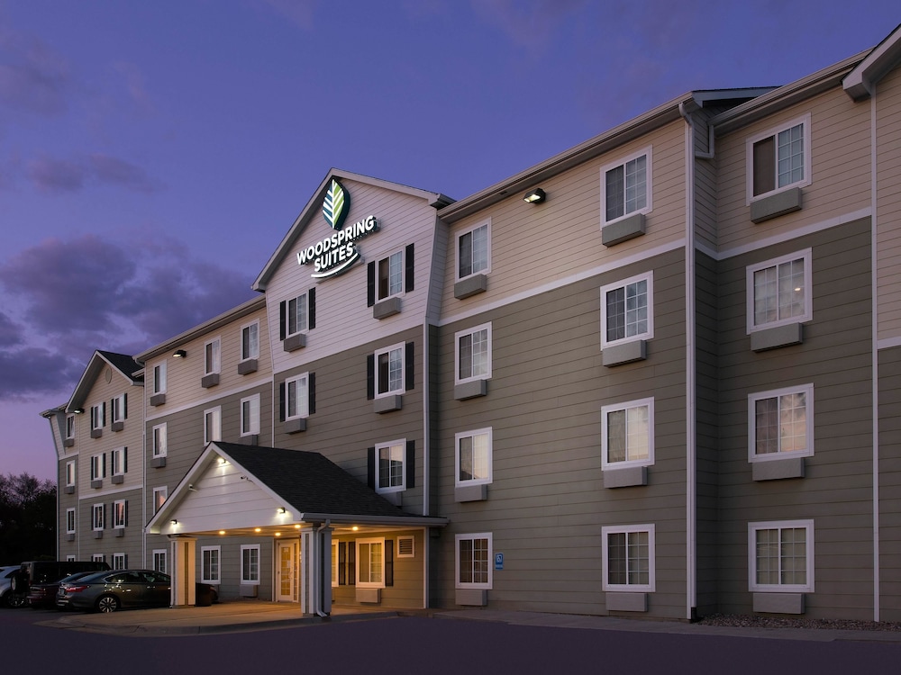 WoodSpring Suites Council Bluffs 5/51