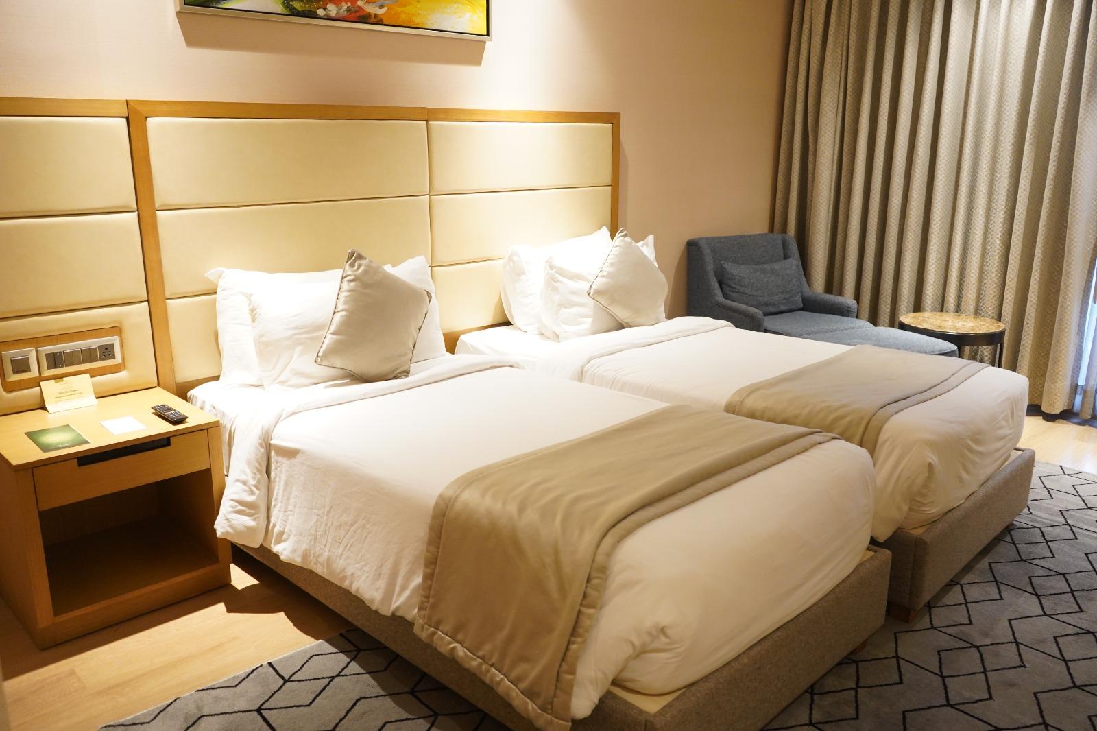 Green, Twin Beds