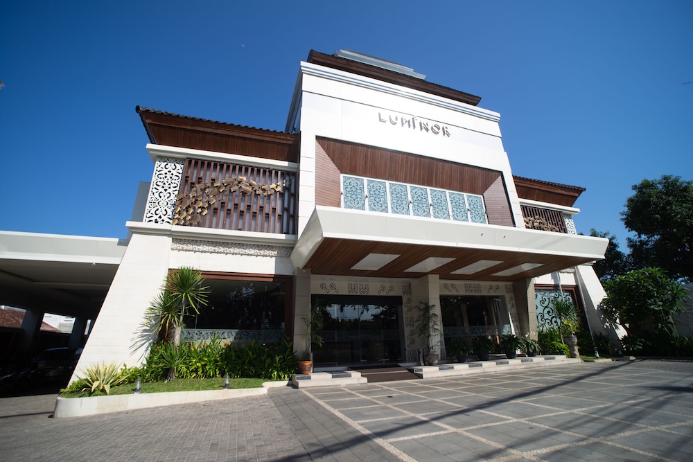 Luminor Hotel Banyuwangi Yos Sudarso 5/70