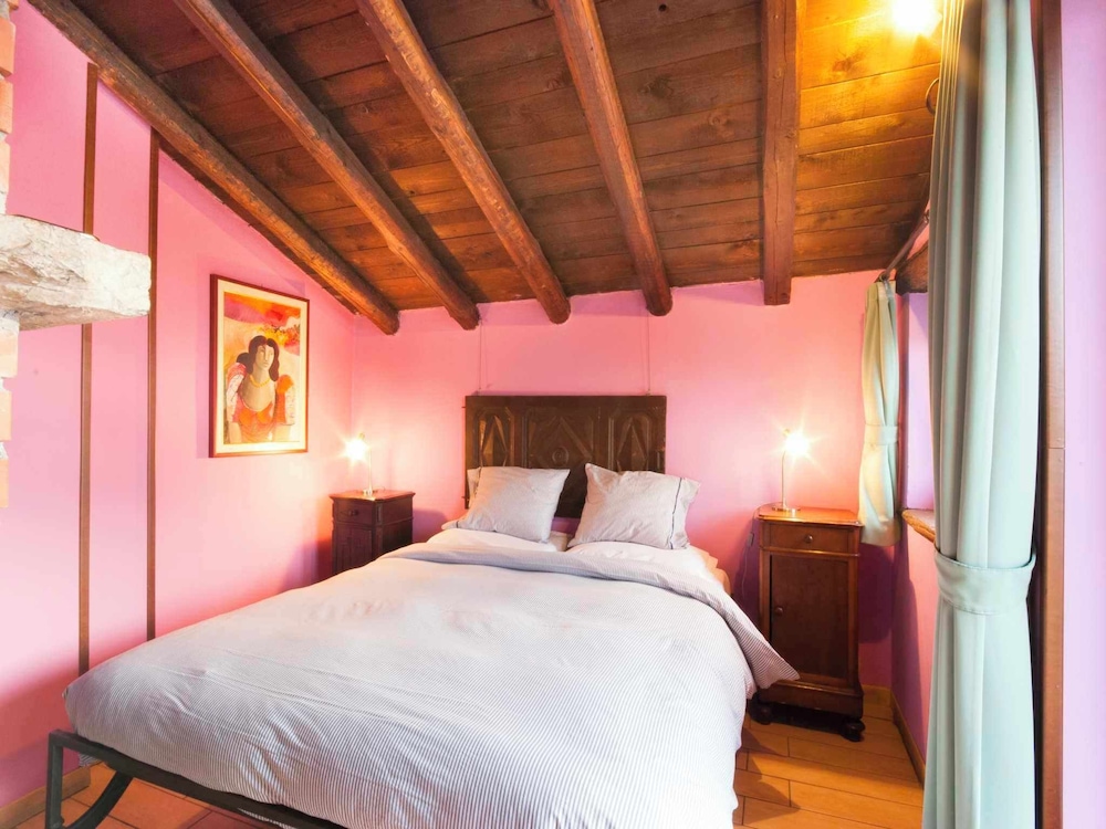 Comfort, Queen Bed, Valley View, Terrace