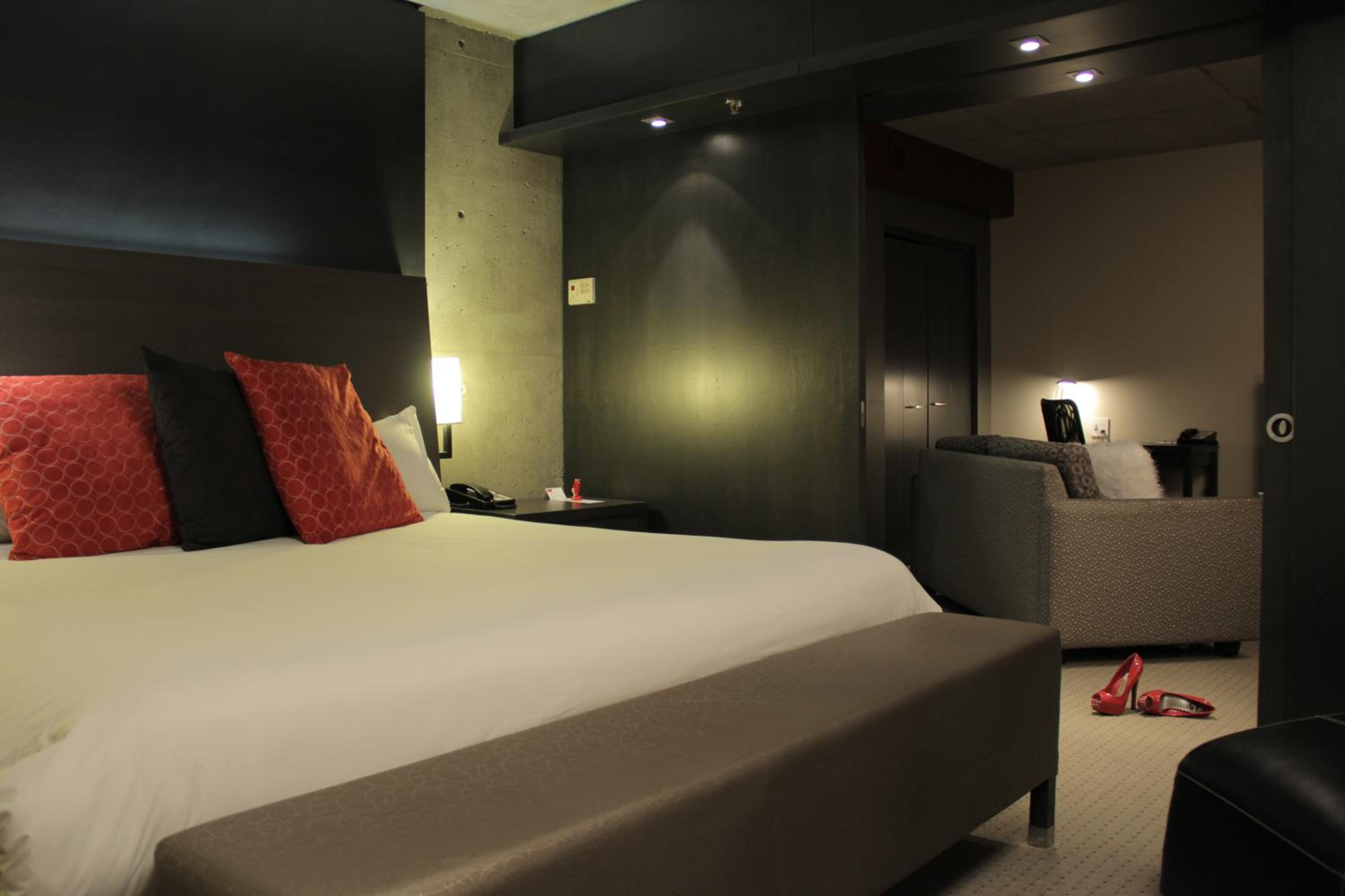Prestige, Suite