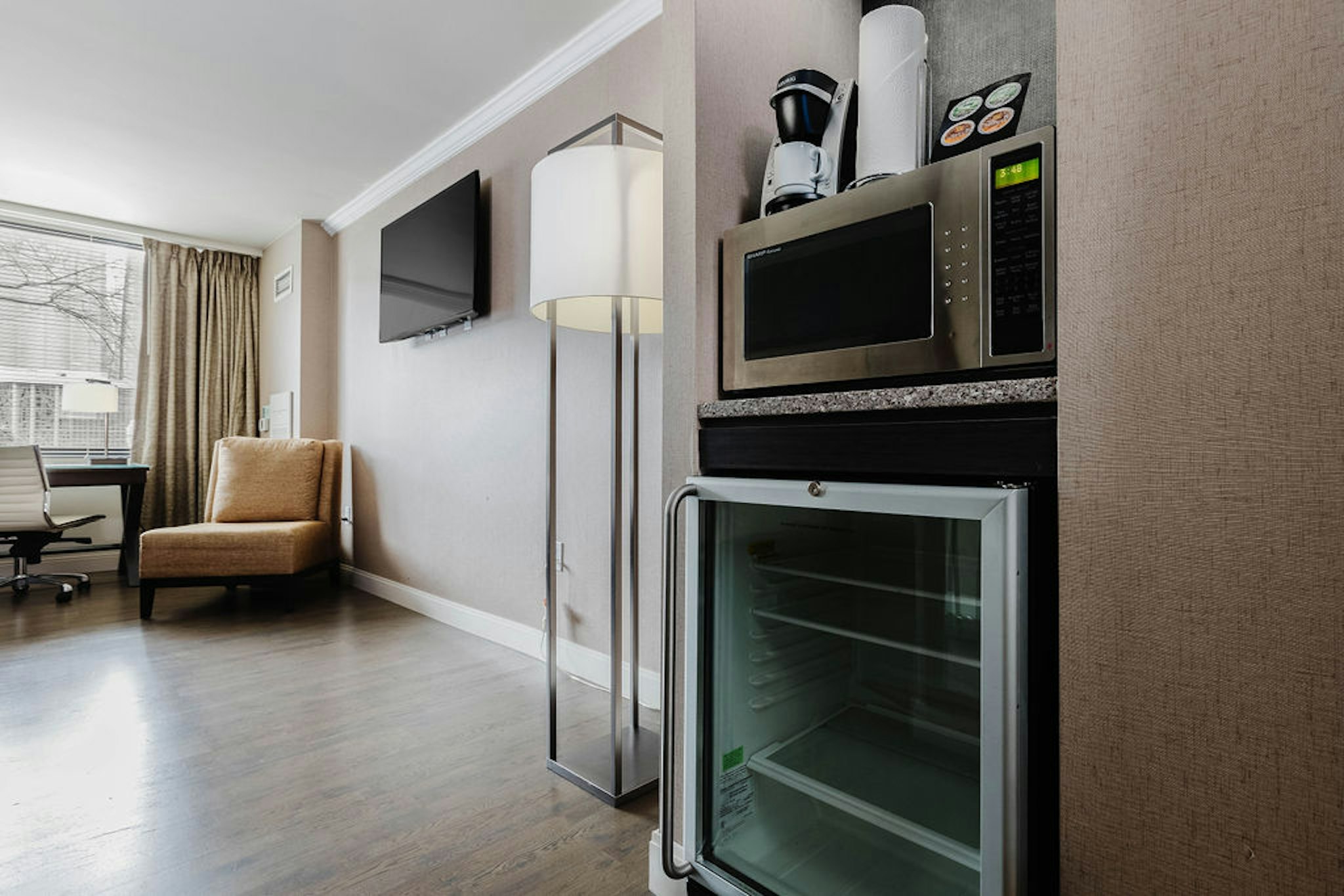 استوديو جونيور، 2500 Penn, a Placemakr Experience 5/5